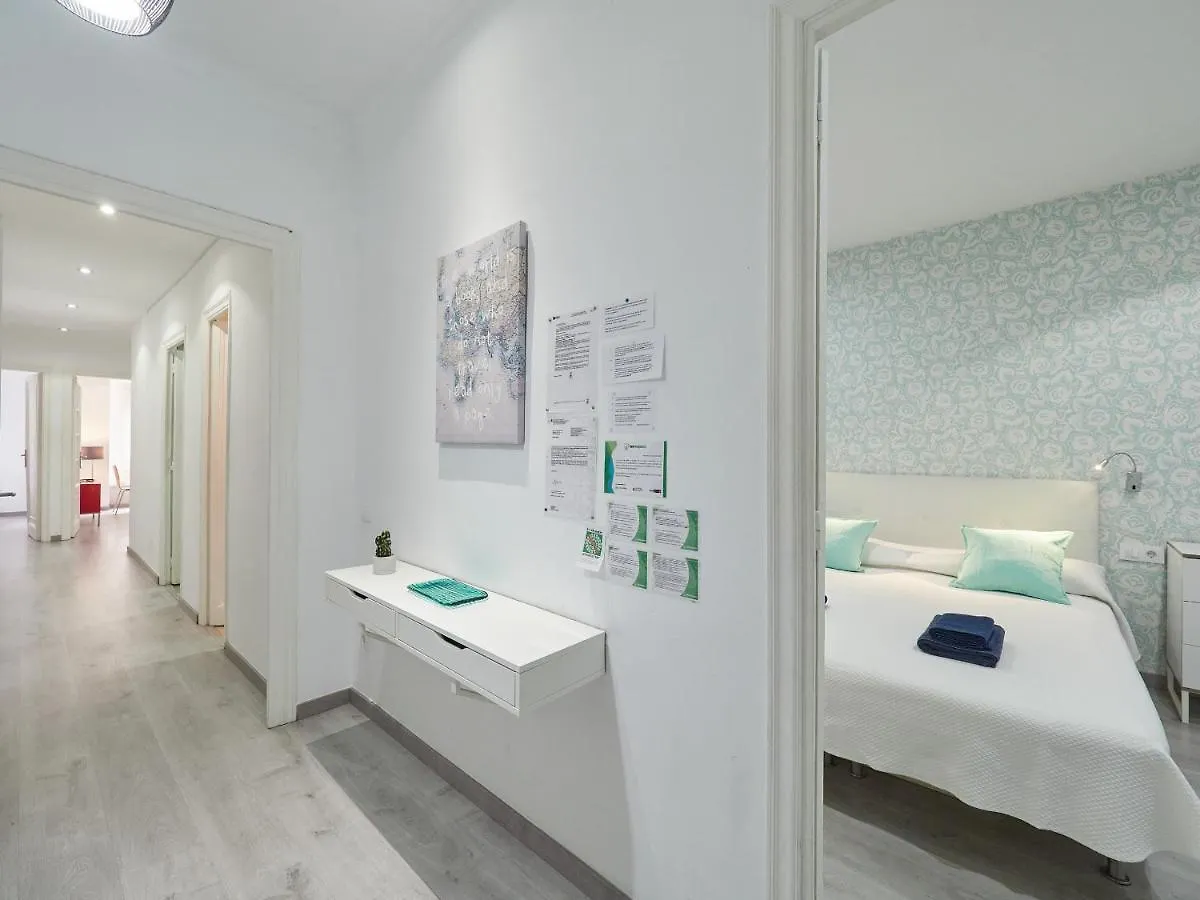 Almodovar Apartment Barcelona